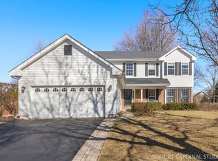 2751 Bluewater Cir, Naperville, IL 60564