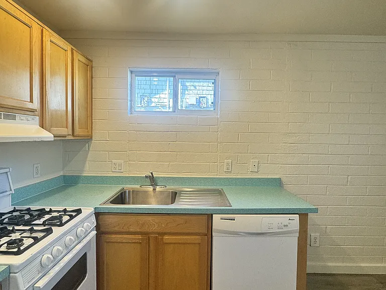 805 E Garfield St #3 — Photo 7