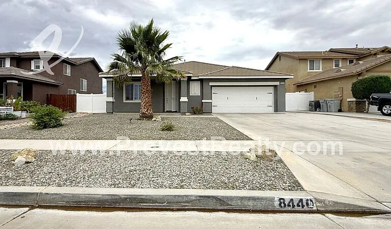 8440 Hoover Ct — Photo 1