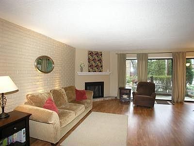 3rd image of 65 Pier Dr