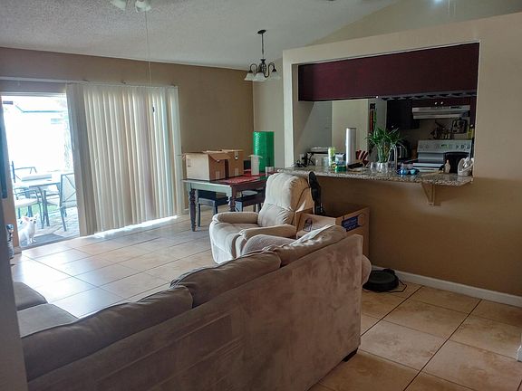 4th image of 9010 Dacena Villa Pl
