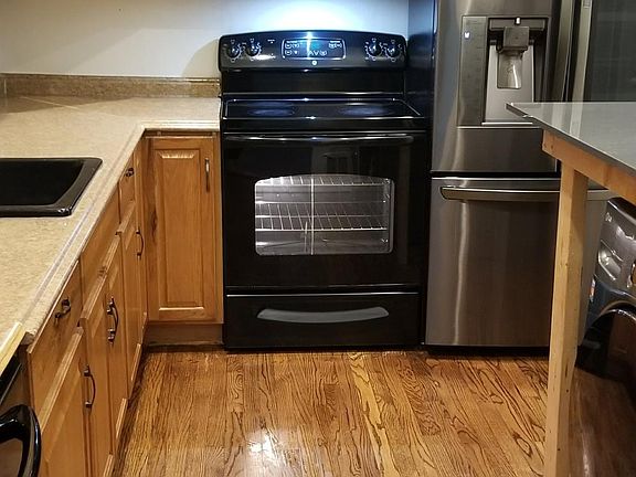 Upper level/main kitchen