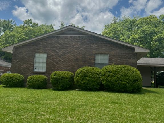 4th image of 4600 Chartres Ln