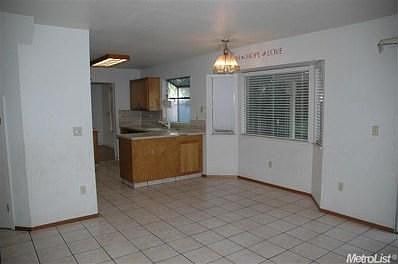 4th image of 1533 Glenwood Ct