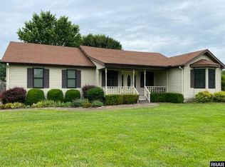 401 Mount Pelia Rd, Martin, TN 38237