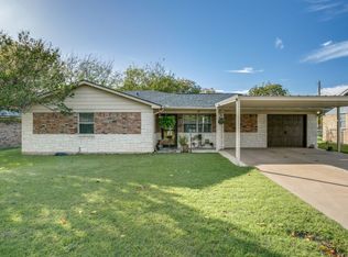 321 Redbud St, Rhome, TX 76078