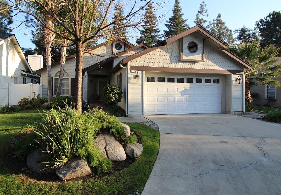 1st image of 9110 N Woodlawn Dr