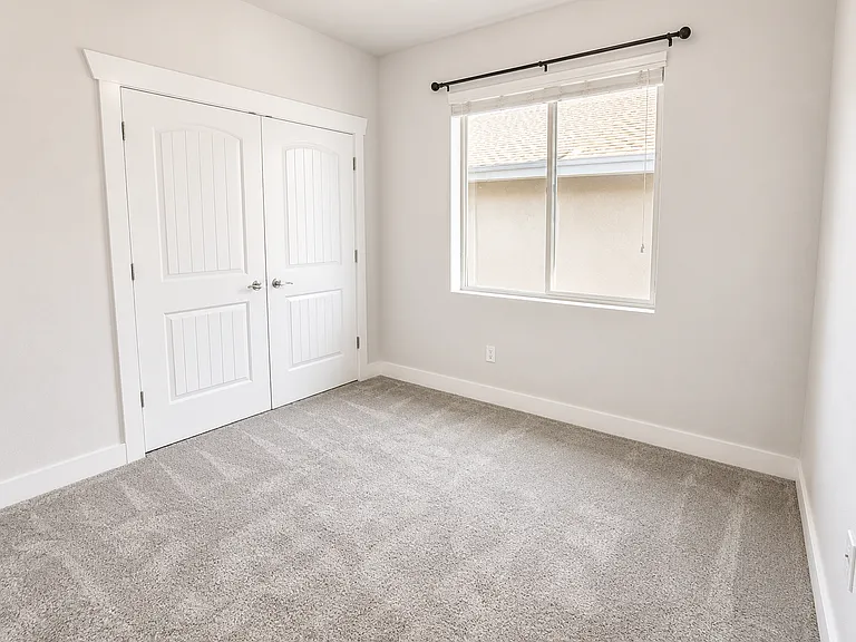 91 W Springview Dr — Photo 12