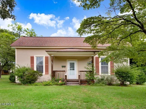 304 W Railroad Street, La Grange, NC 28551