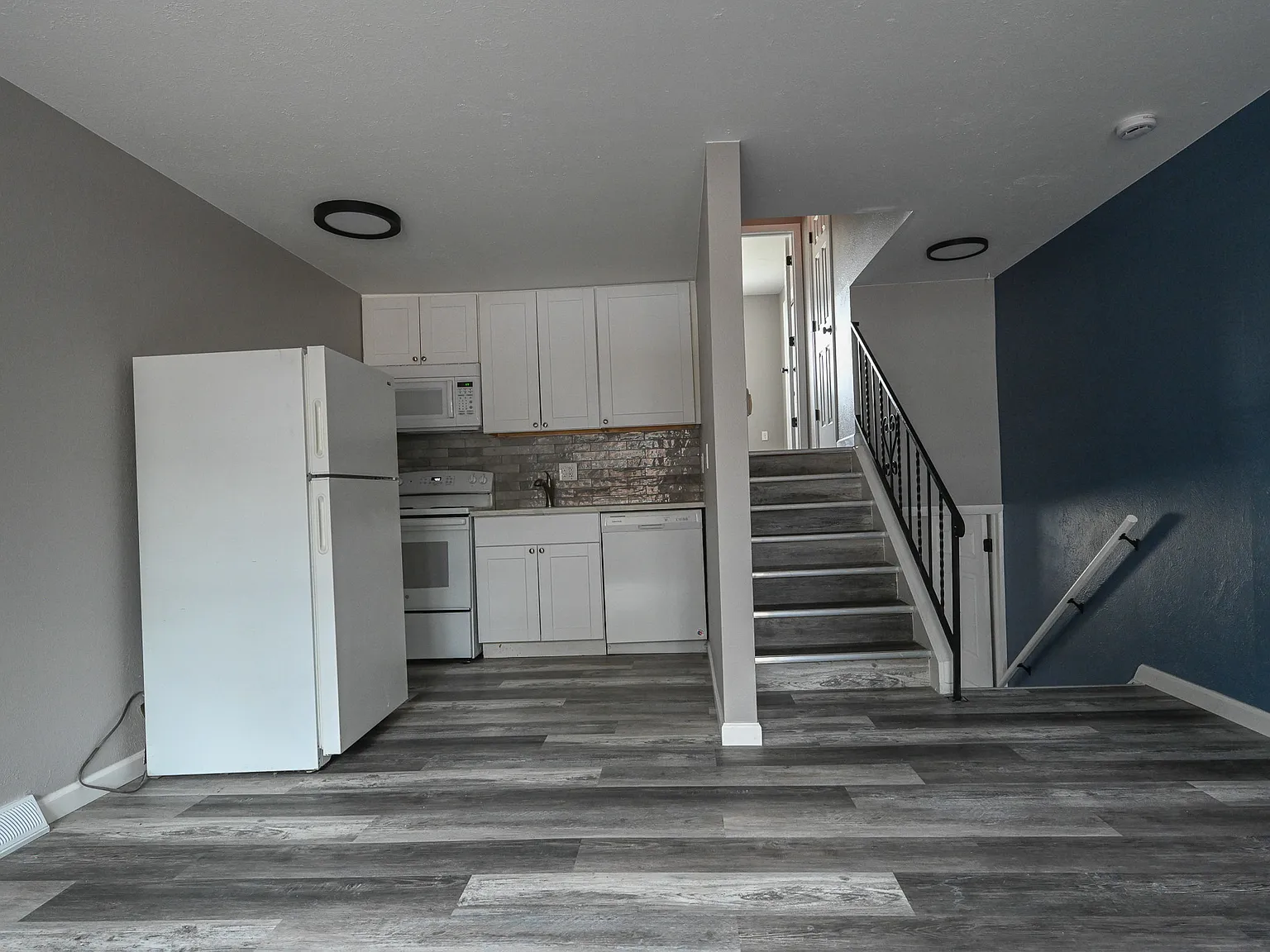 1220 Allison Street - 1240 — Photo 4