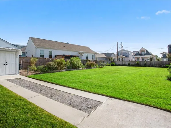 213L Hubbell Rd W, New Orleans, LA 70114