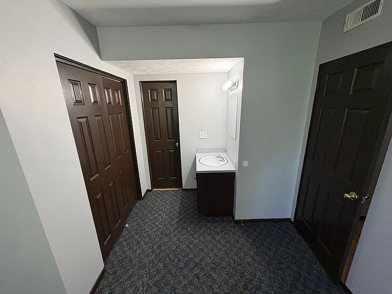 1905 G St — Photo 12