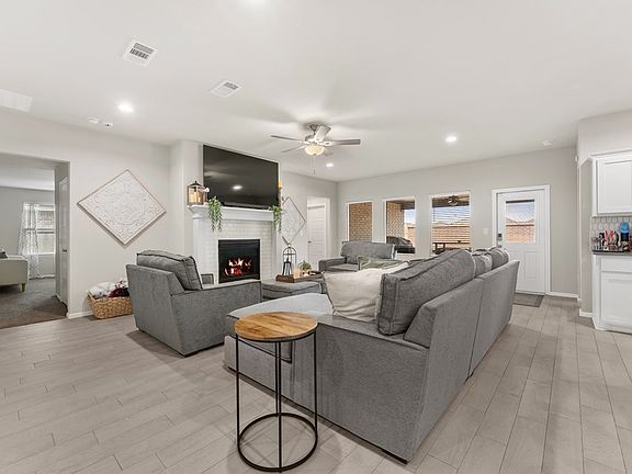 4th image of 7605 Iron Mountain Rd