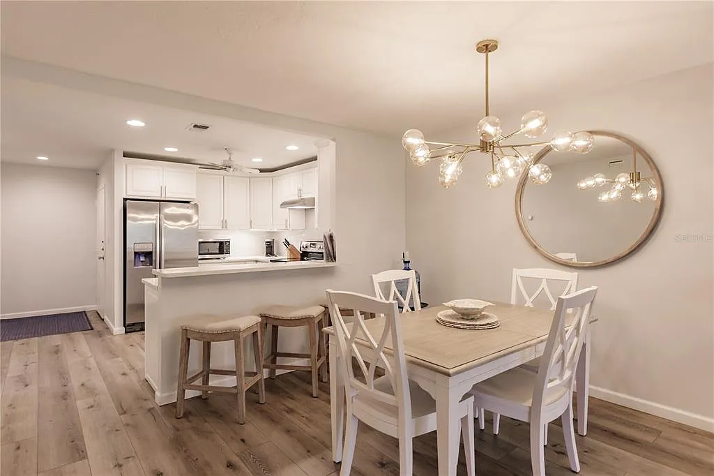2 bed, 11.0 bath, 1200 sqft, $7,000 — Photo 4