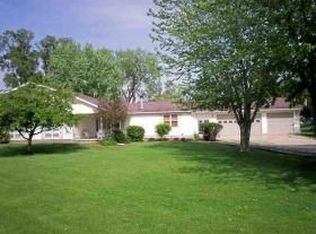 300 Causemaker Dr, Atkinson, IL 61235