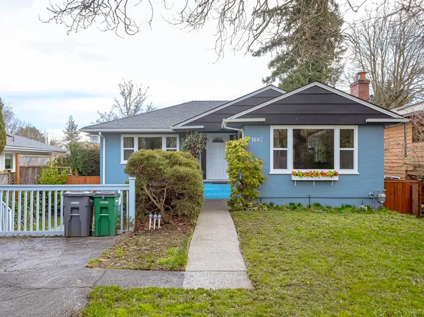 (undisclosed Address), Saanich, BC V8R 3G7