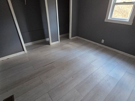 5th image of 7677 Tara Blvd #50