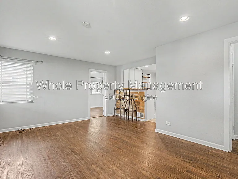2991 Hudson St — Photo 5