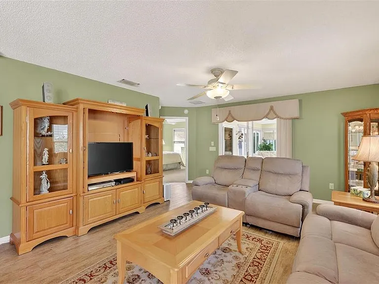 1258 Estill Ave — Photo 17