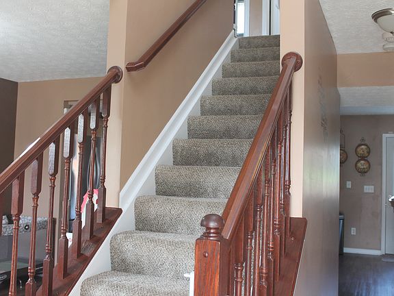 2nd image of 3023 Mugavin Ct