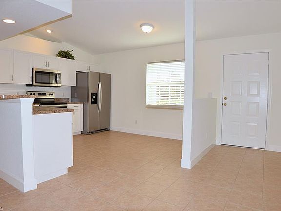 4th image of 4002 SW 1st Ave