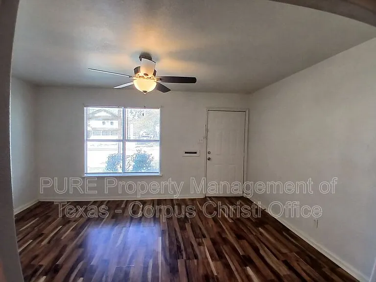 901 Furman Ave #D — Photo 5
