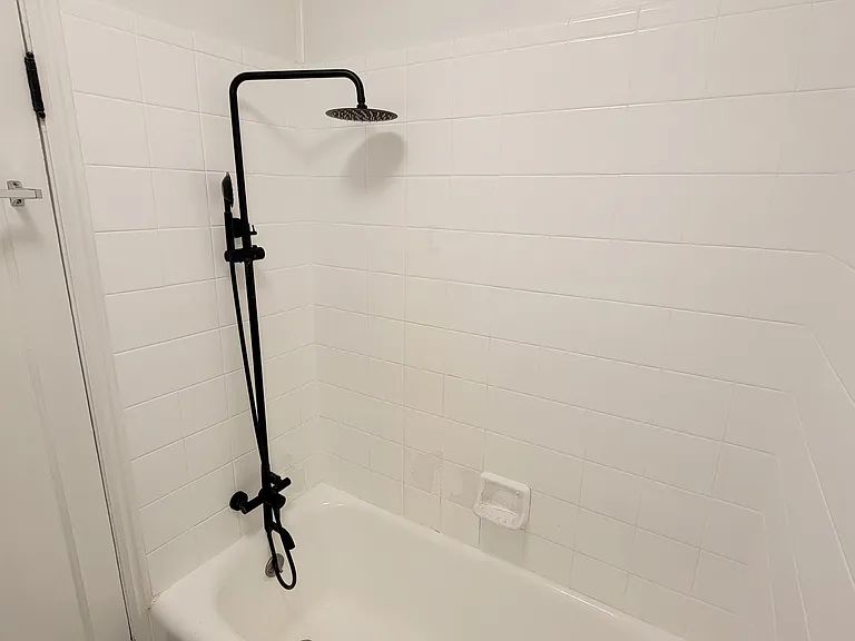 Graylyn Apartments — Photo 17