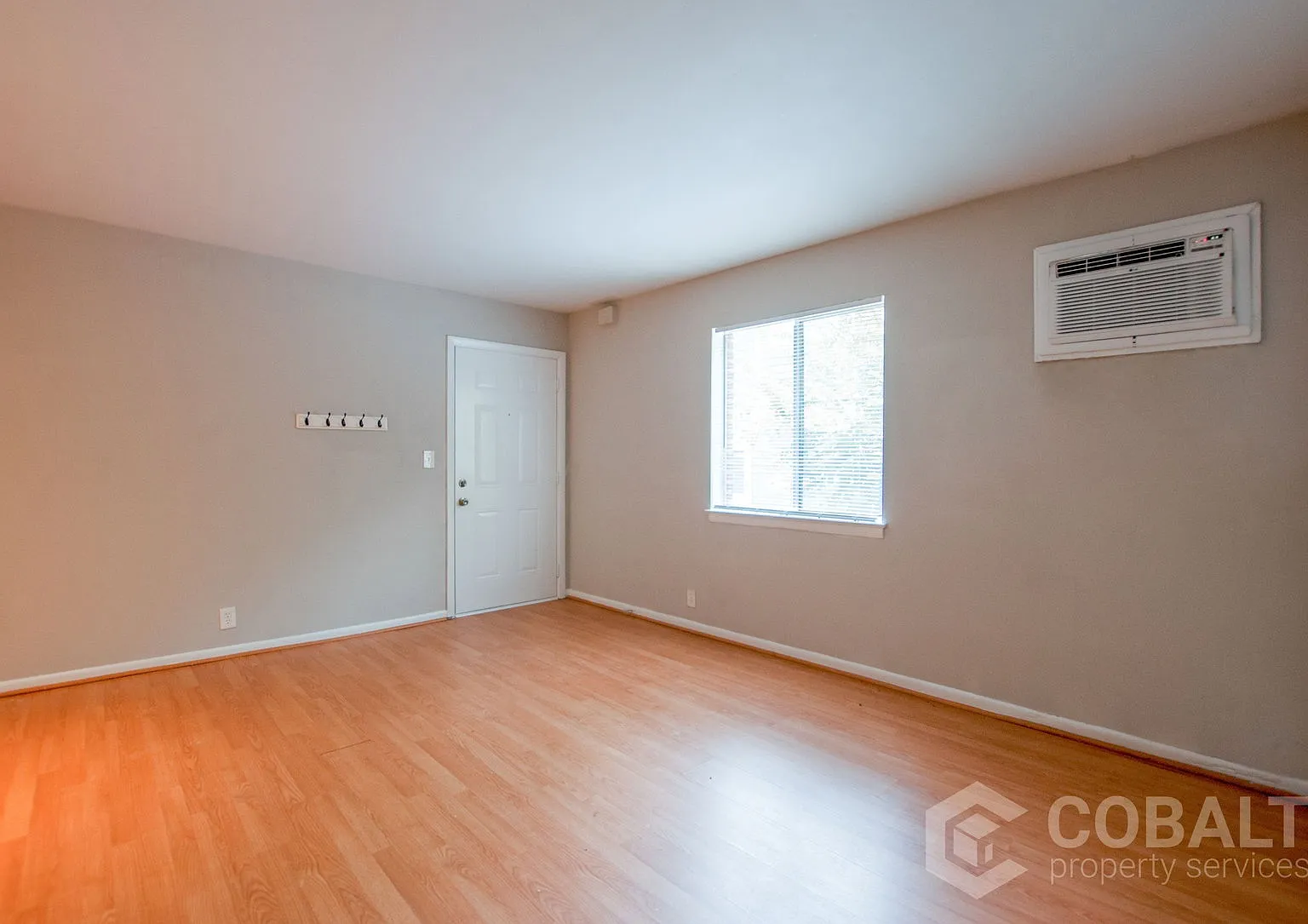 905 Greenwood Ave NE — Photo 4