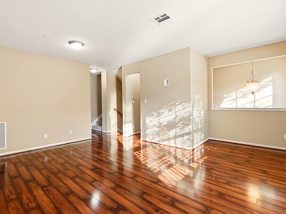 5th image of 1435 Chase Ln