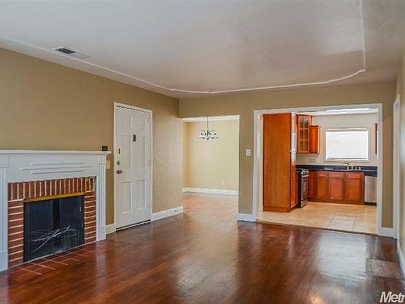 4th image of 2143 N Orange St