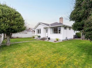 270 Beech Ave, Duncan, BC V9L 3J5