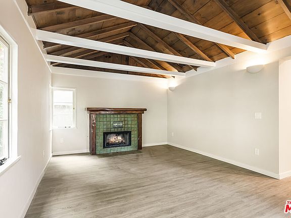 3rd image of 937 N Beverly Glen Blvd