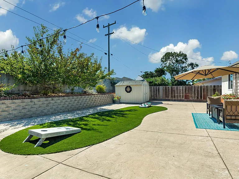 248 Beach Rd — Photo 9