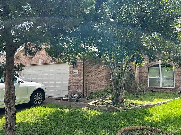 2nd image of 3302 Rainport Dr