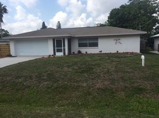 4131 Larkin St, Sarasota, FL 34232