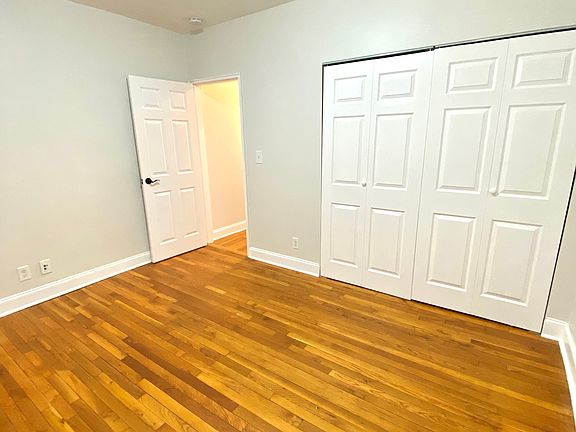 5th image of 14 University Pl #1B-1Ba-790Sqft