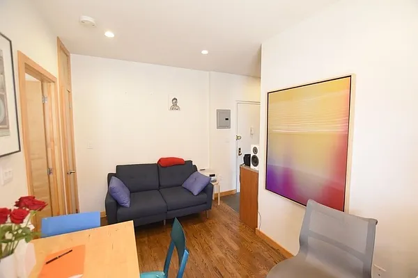 Rented by REAL New York | media 14