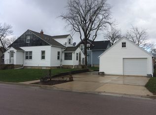 103 2nd Ave SE, Grand Meadow, MN 55936