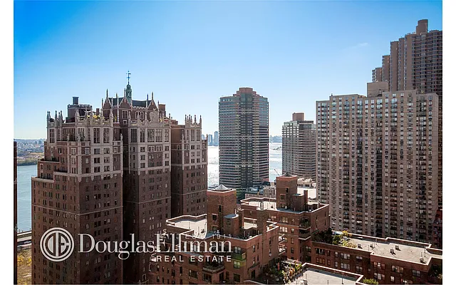 Sold by Douglas Elliman | media 2
