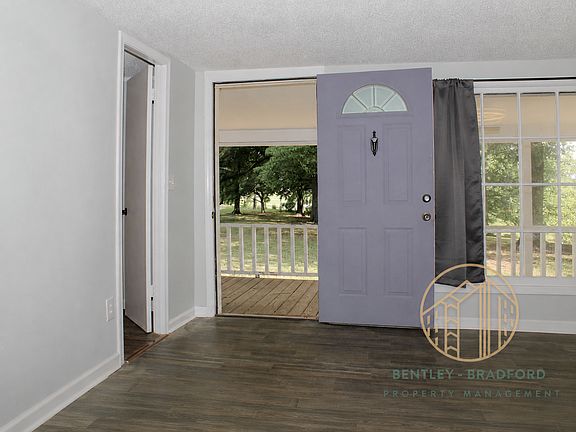 5th image of 192 Elgin Dr
