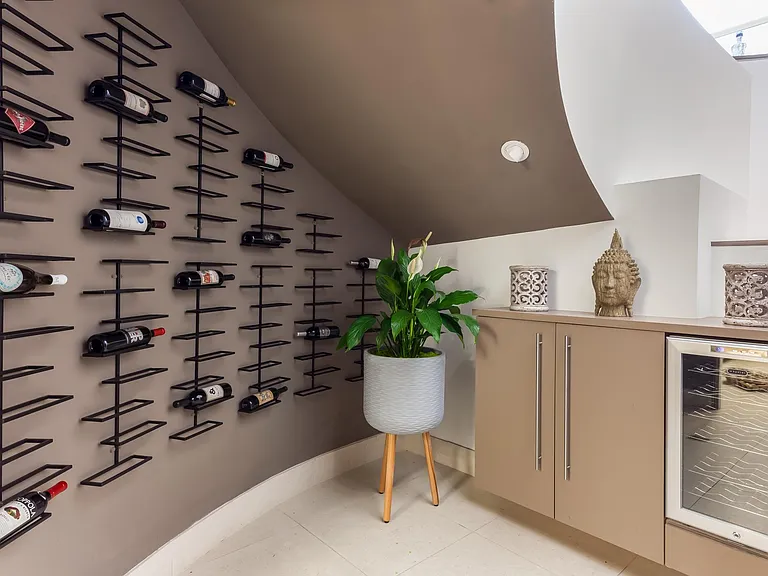 808 N La Jolla Ave — Photo 34