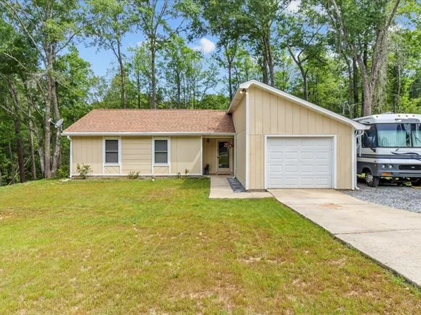 214 Brookside Ln, Ozark, AL 36360