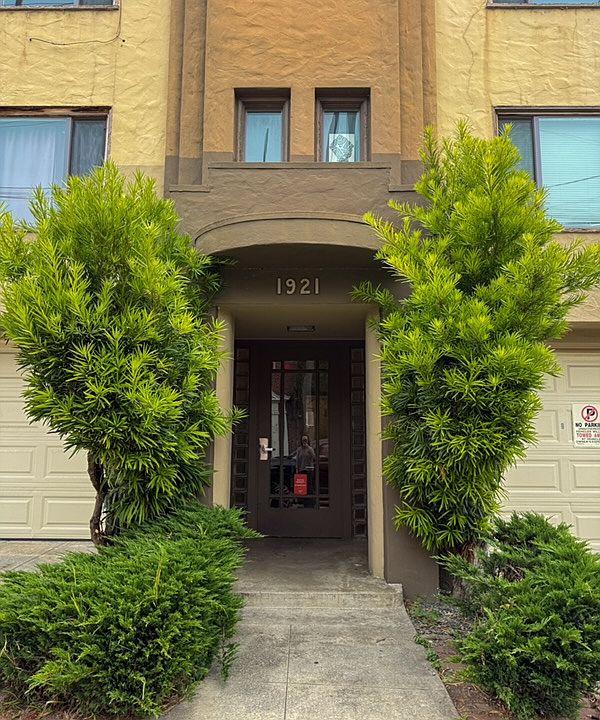1st image of 1921 Bonita Ave #4