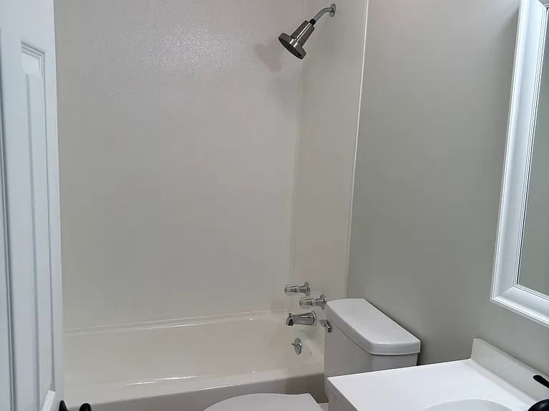 510 Alexander St — Photo 5