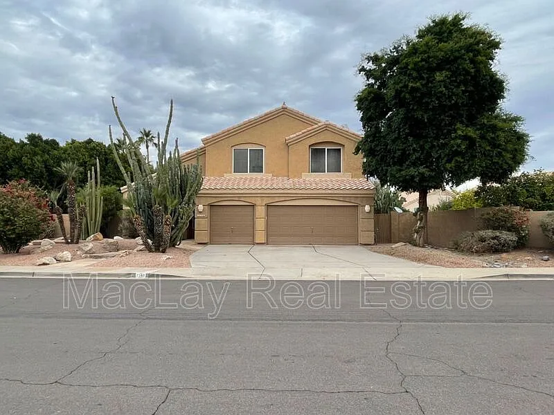 7140 E Medina Ave