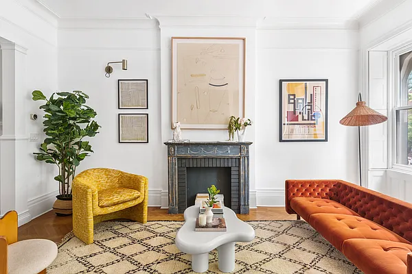 Sold by Compass | media 2