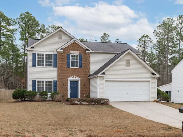 105 Sturminster Dr, Holly Springs, NC 27540