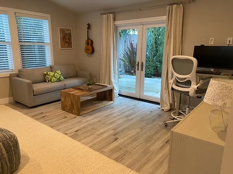 250 Avenida Monterey Gorgeous Furnished — Photo 27