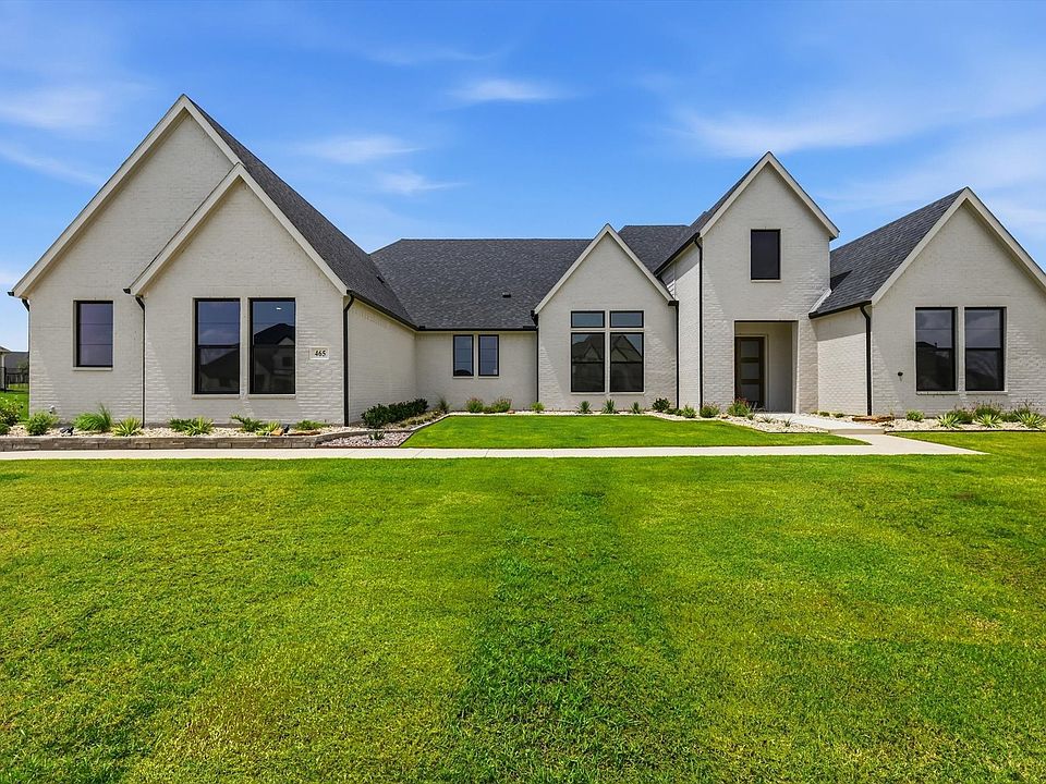 1st image of 465 Baile Dr