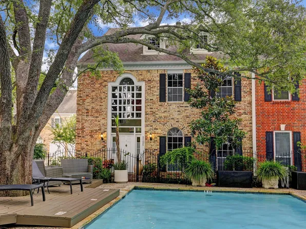 2125 Bering Dr Unit 2125, Houston, TX 77057